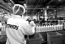 安利2005年業(yè)績突破180億，日用品互聯(lián)網(wǎng)銷售牌照申請(qǐng)準(zhǔn)備就緒